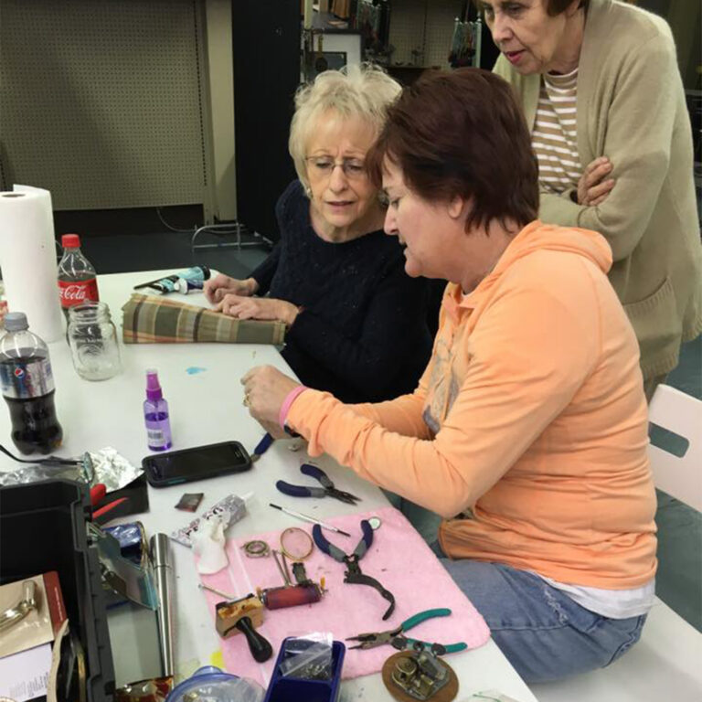 12510479_10153295912841596_319252551263585611_n copy